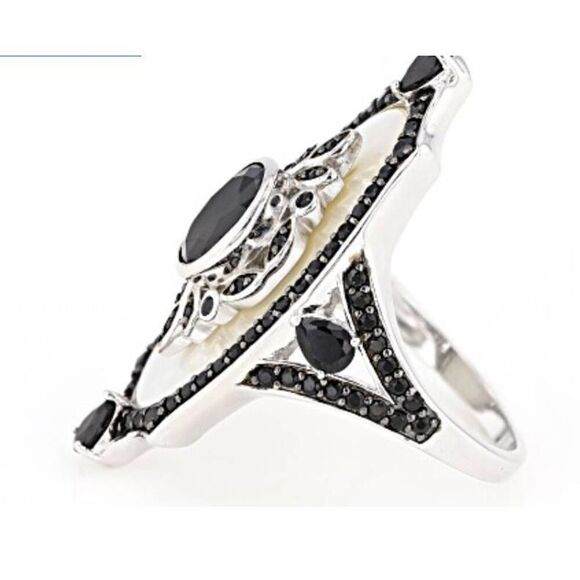 Stunning 3Ct. Mother of Pearl & Black Spinel Gemstone Victorian Design Ring Sz 8 - Picture 6 of 7